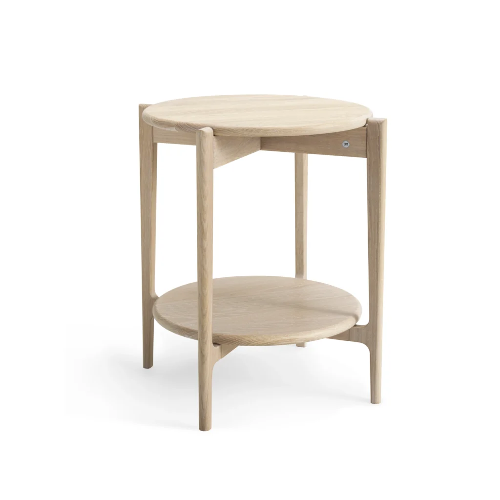 Leia armchair table in white oiled oak