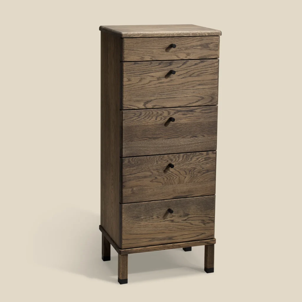 Cora dresser in smoked oak with five drawers H96 cm on beige background